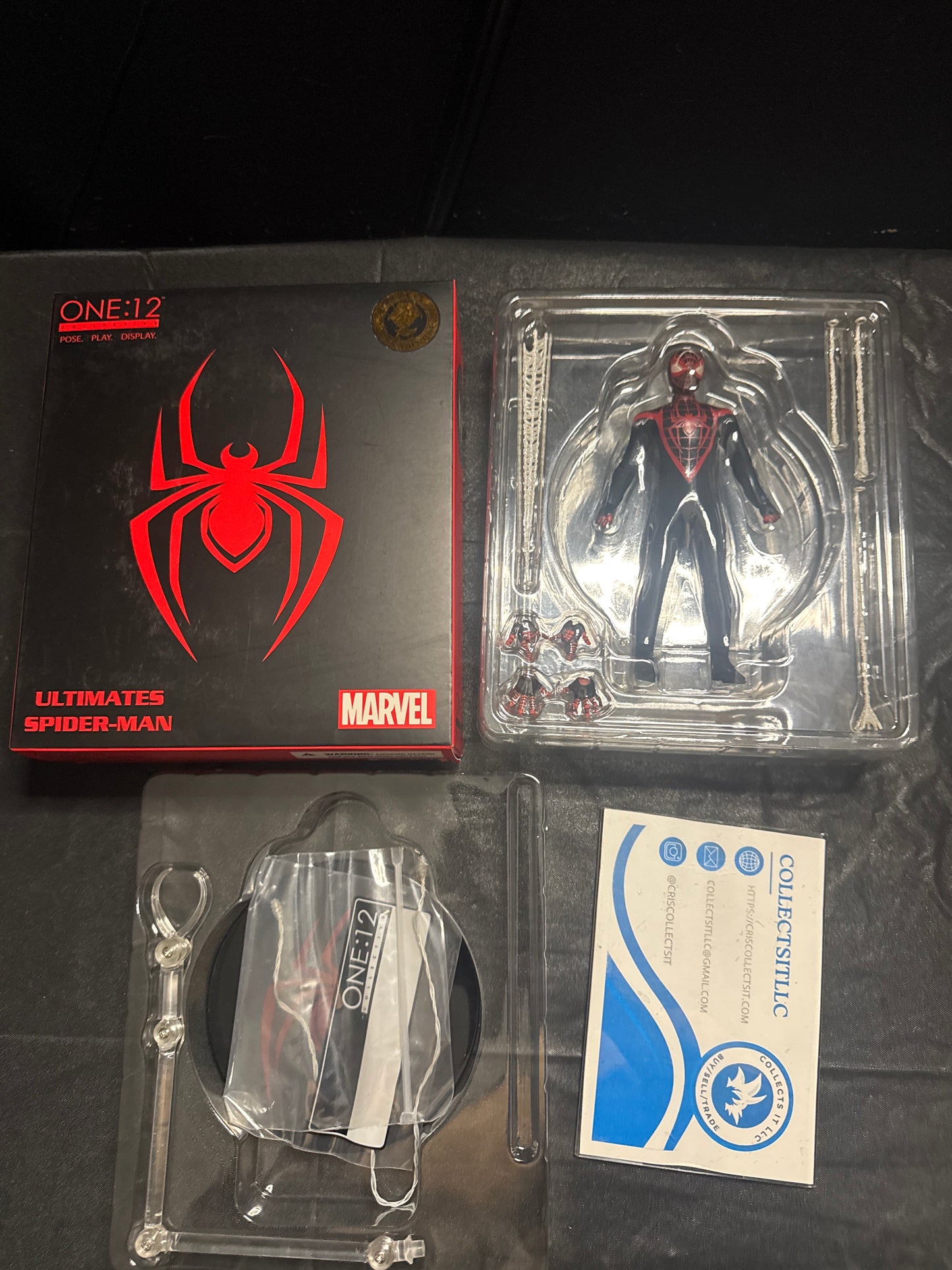 ONE:12 ULTIMATE SPIDER-MAN MEZCO EXCLUSIVE