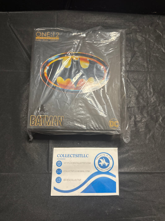 Mezco One:12 1989 Batman Michael Keaton Action Figure