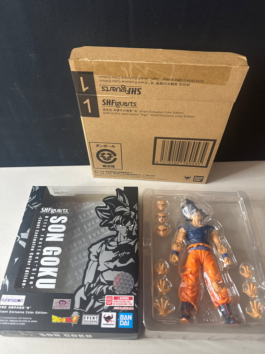 Sh Figuarts Sign Goku Pre-owned