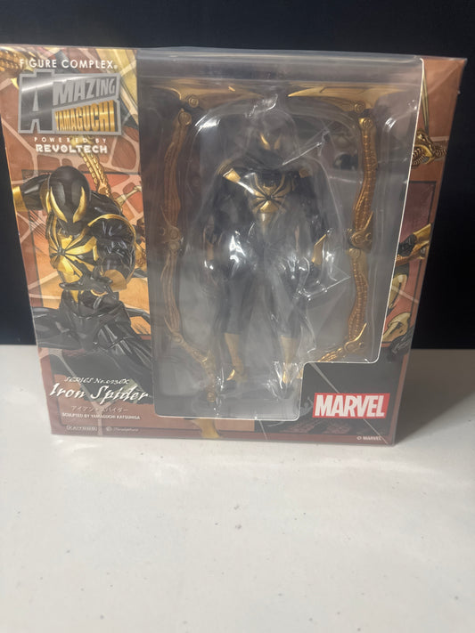 Revoltech Iron Spider New
