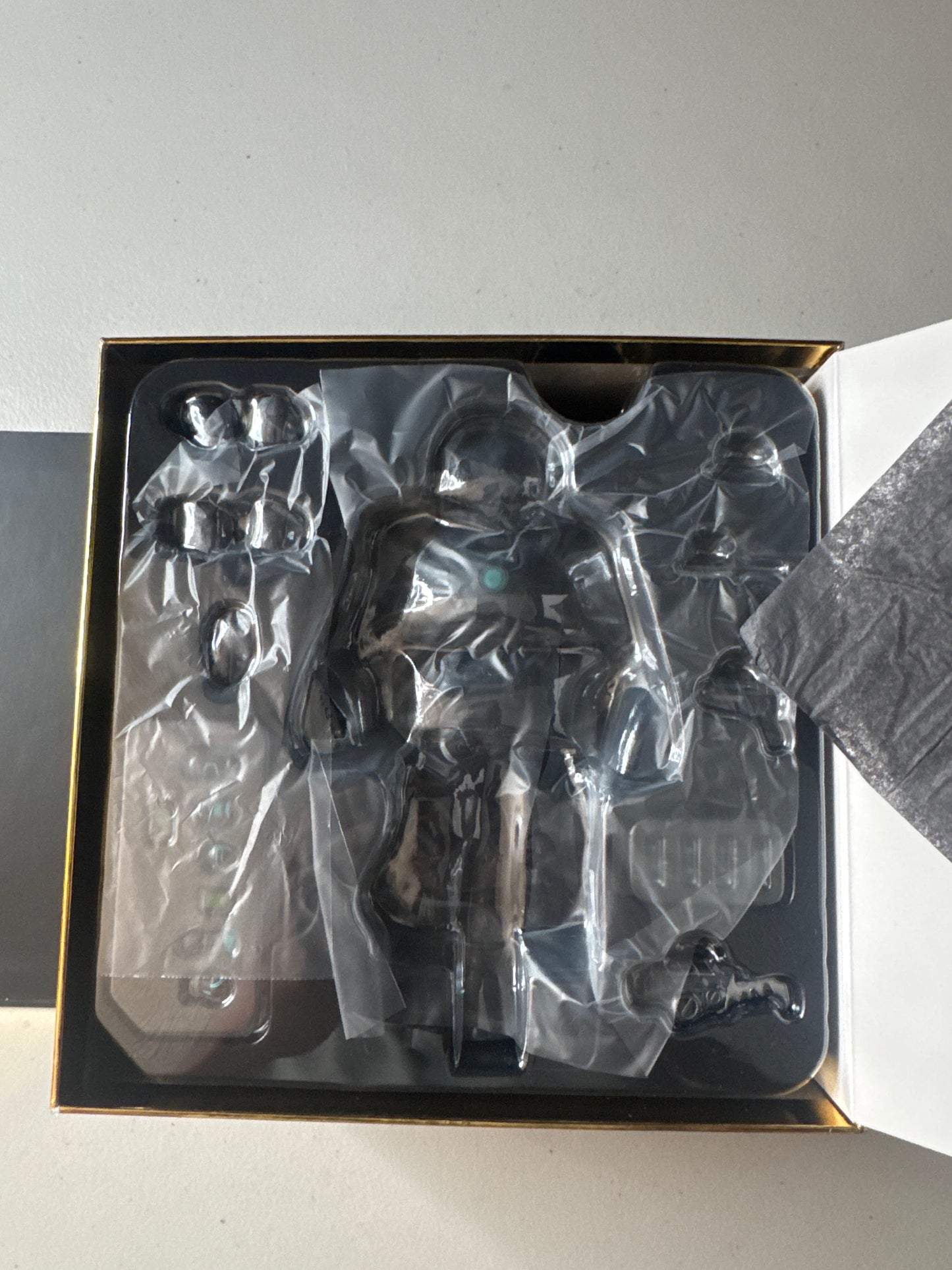 Mezco Krig 13