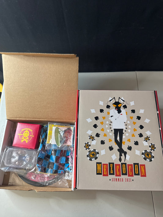 Mezco One:12 Mezco Con 2021 Summer Edition Casino High Roller Box