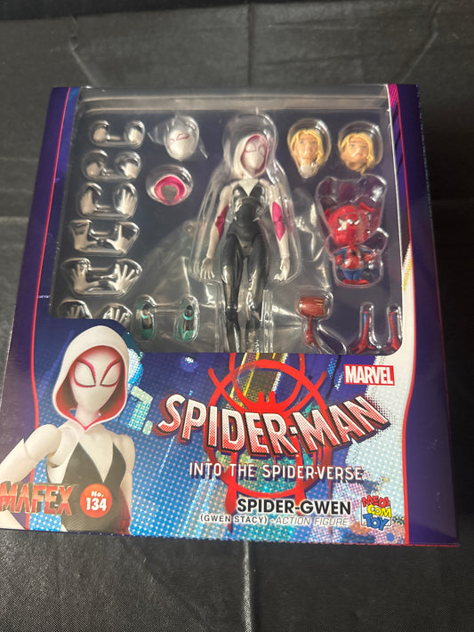 mafex gwen 139