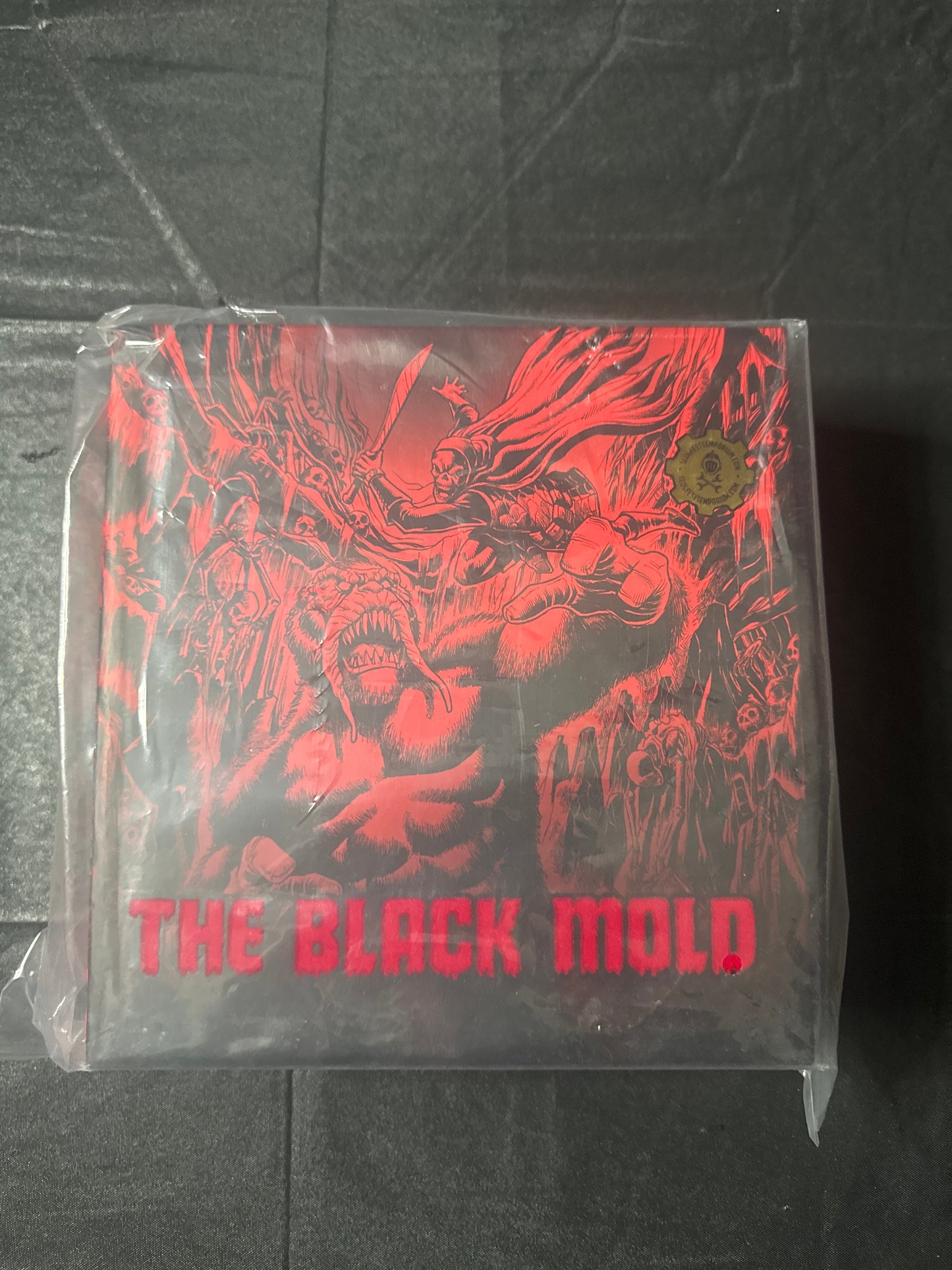 Mezco One 12 Black Mold New