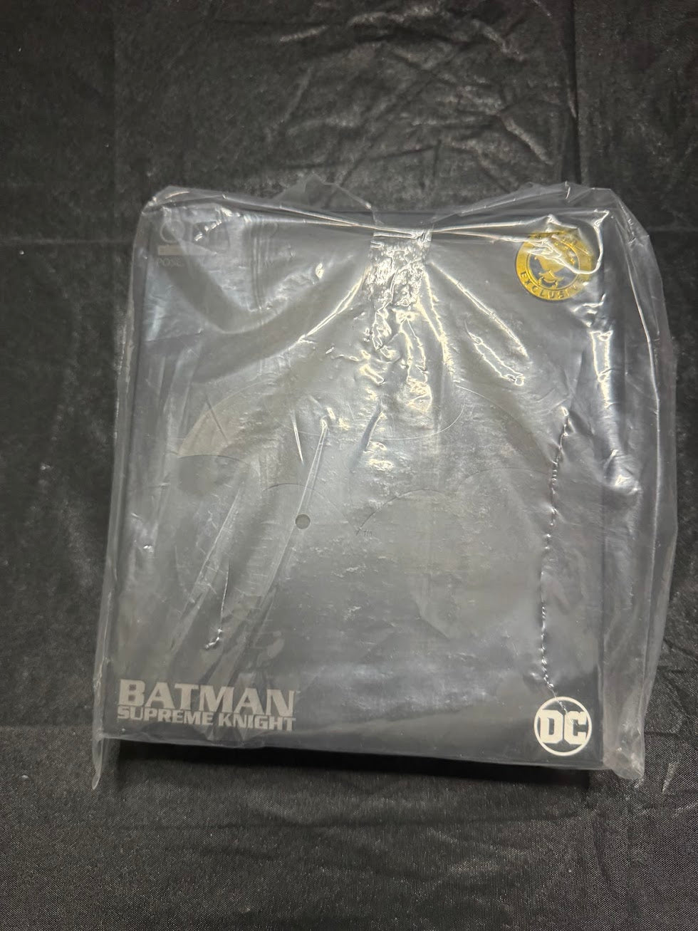 Mezco Batman Supreme Knight Pre-owned