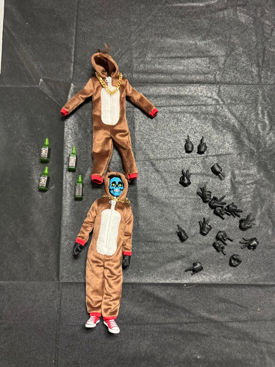 Mezco Cuzin Eddi Advent Calendar One:12 Collective 1:12 Figure