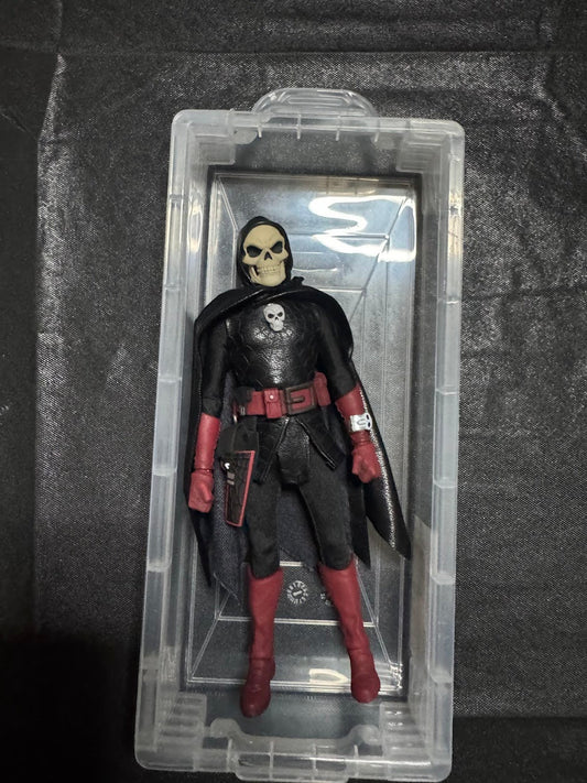 Mezco One:12 Doc Nocturnal: The Monster That Hunts Monsters